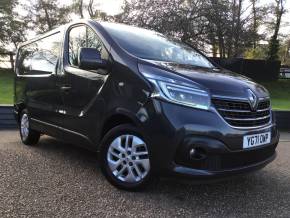 RENAULT TRAFIC 2021 (71) at Spartan Car and Commercials Weedon