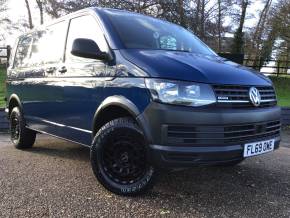 VOLKSWAGEN TRANSPORTER 2019 (69) at Spartan Car and Commercials Weedon