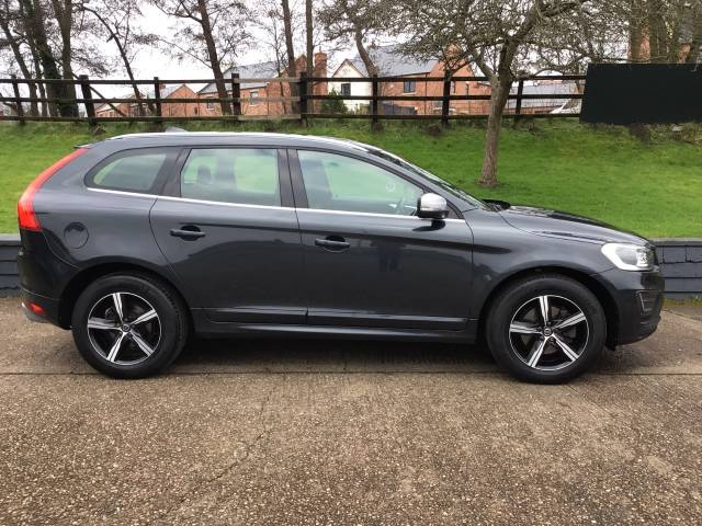 2016 Volvo XC60 2.4 D5 [220] R DESIGN Lux Nav 5dr AWD Geartronic