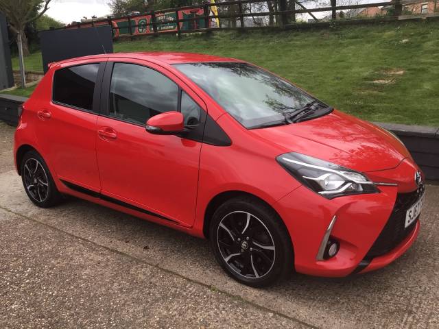 2017 Toyota Yaris 1.5 VVT-i Design 5dr