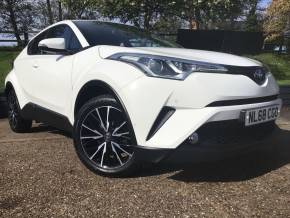 TOYOTA C-HR 2018 (68) at Spartan Car and Commercials Weedon