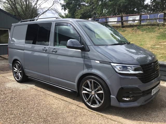 2020 Volkswagen Transporter 2.0 TDI 150 Highline Kombi Van