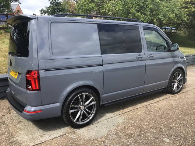 2020 Volkswagen Transporter 2.0 TDI 150 Highline Kombi Van