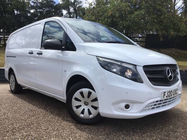 Mercedes-Benz Vito 2.1 114CDI Progressive Van Panel Van Diesel White