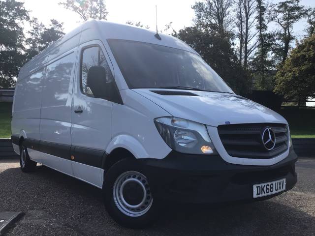 Mercedes-Benz Sprinter 2.1 3.5t High Roof Van Panel Van Diesel White
