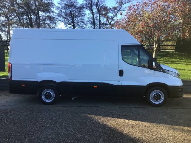 2021 Iveco Daily 2.3 High Roof Van 3520 WB