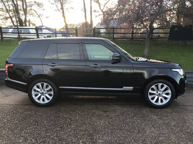 2014 Land Rover Range Rover 3.0 TDV6 Vogue SE 4dr Auto