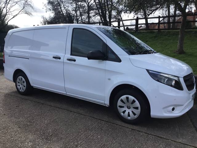 2020 Mercedes-Benz Vito 2.1 114CDI Progressive Van