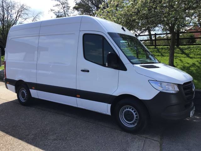 2022 Mercedes-Benz Sprinter 2.0 3.5t H2 Progressive Van