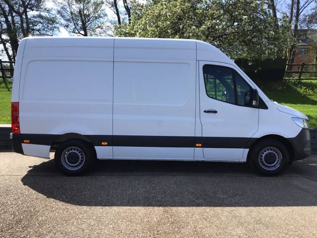 2022 Mercedes-Benz Sprinter 2.0 3.5t H2 Progressive Van
