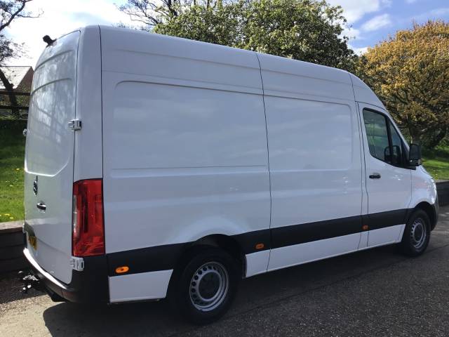 2022 Mercedes-Benz Sprinter 2.0 3.5t H2 Progressive Van