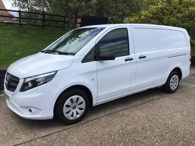 2020 Mercedes-Benz Vito 2.1 114CDI Progressive Van