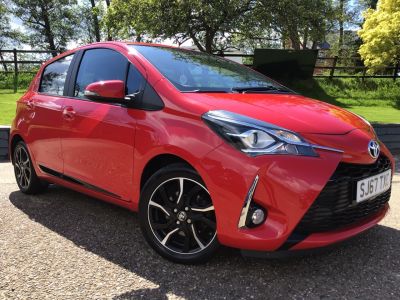 2017 Toyota YARIS