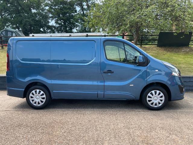 2017 Vauxhall Vivaro 2700 1.6CDTI 120PS Sportive H1 Van