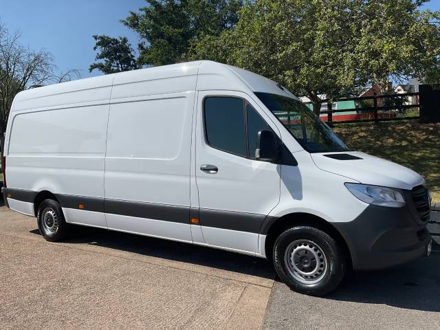 2023 Mercedes-Benz Sprinter 2.0 3.5t H2 Progressive Van AIR CON