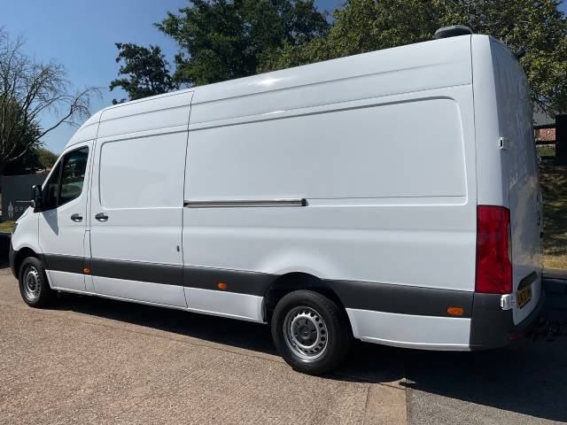 2023 Mercedes-Benz Sprinter 2.0 3.5t H2 Progressive Van AIR CON