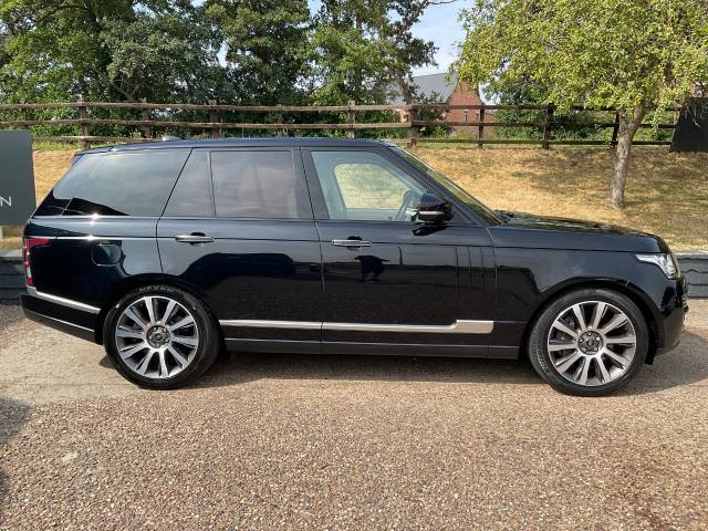 2017 Land Rover Range Rover 4.4 SDV8 Autobiography 4dr Auto