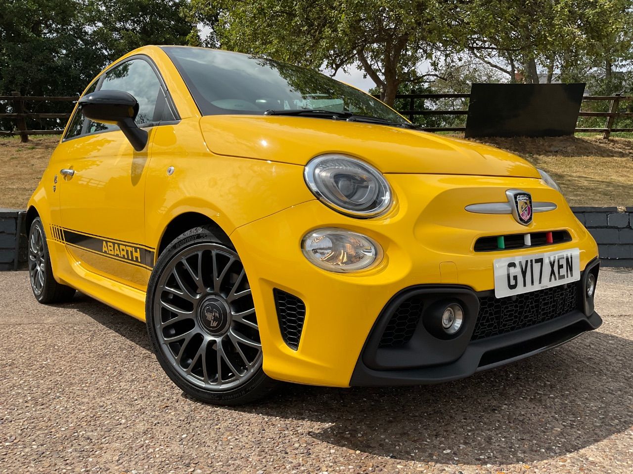 2017 Abarth 595