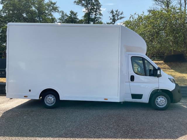 2022 Peugeot Boxer 2.2 BlueHDi Low floor Luton 140ps