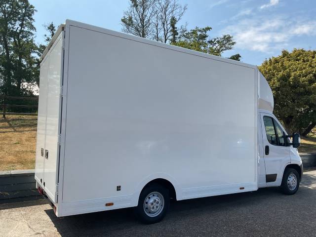 2022 Peugeot Boxer 2.2 BlueHDi Low floor Luton 140ps