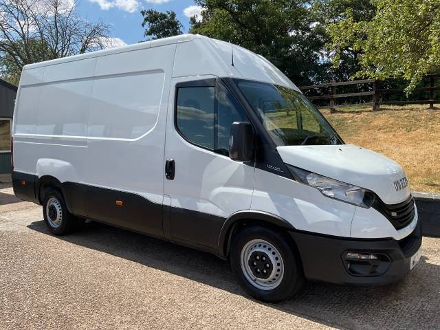 2022 Iveco Daily 2.3 High Roof Van 3520 WB