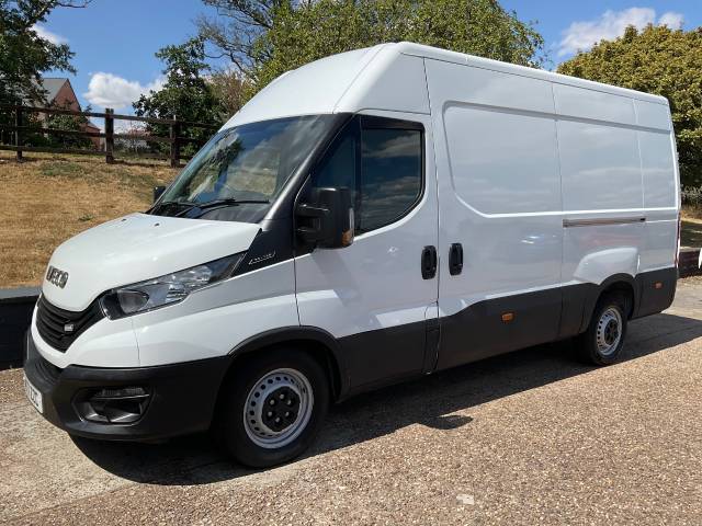 2022 Iveco Daily 2.3 High Roof Van 3520 WB