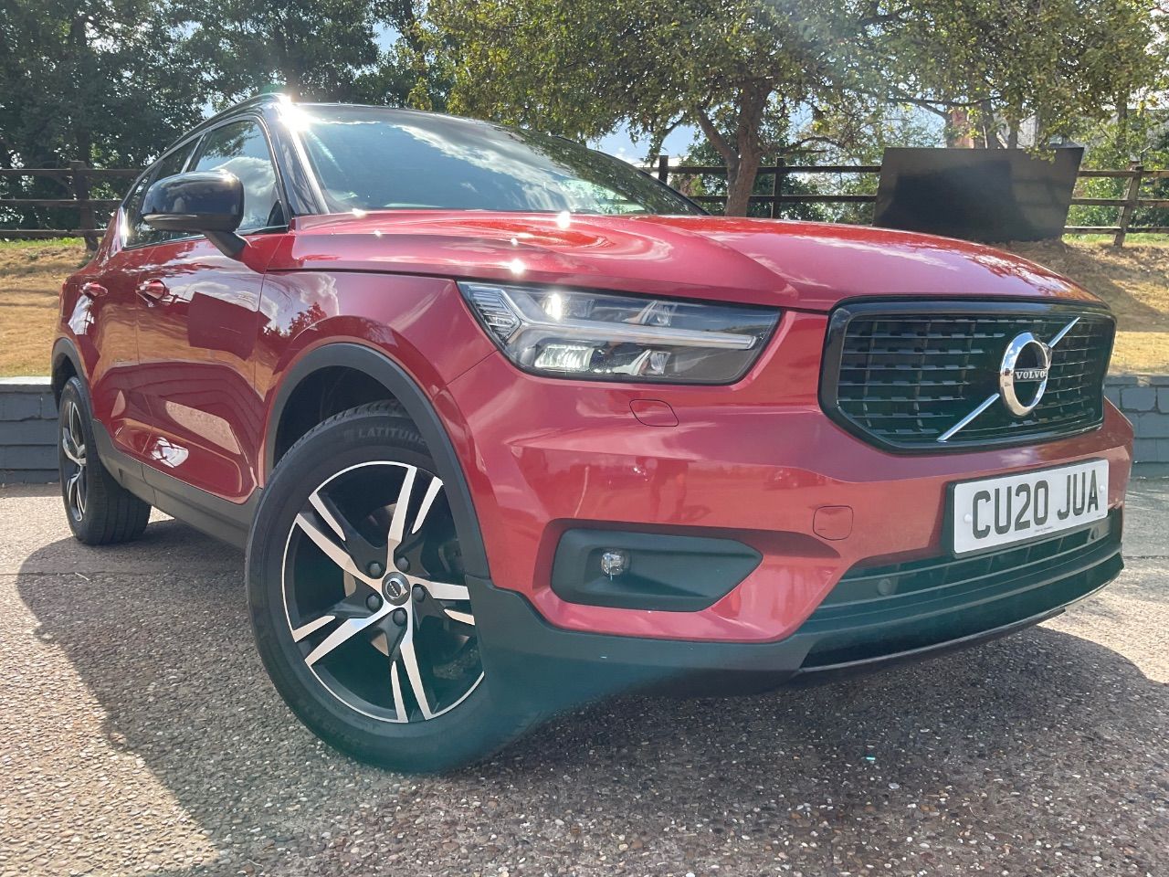 2020 Volvo XC40