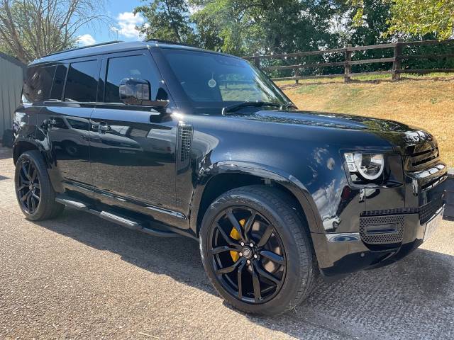 2021 Land Rover Defender 3.0 D300 X-Dynamic S 110 5dr Auto