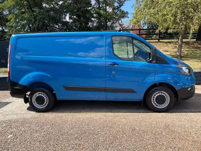 2022 Ford Transit Custom 2.0 EcoBlue 105ps Low Roof Leader Van