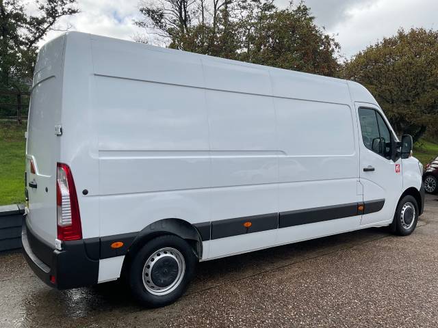 2022 Renault Trucks Uk Master 2.3 TWdCi 165 3T5 H2 Red Edition Heavy Duty Van