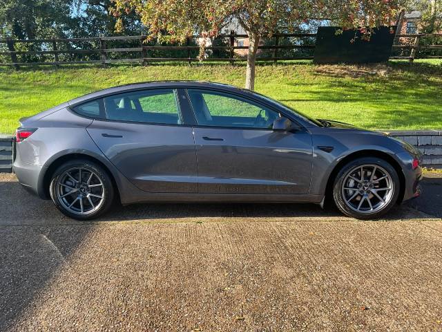 2022 Tesla Model 3 RWD 4dr Auto