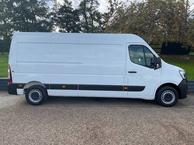 2022 Renault Trucks Uk Master 2.3 TWdCi 165 3T5 H2 Red Edition Heavy Duty Van